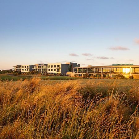 The Sands Торки Екстериор снимка